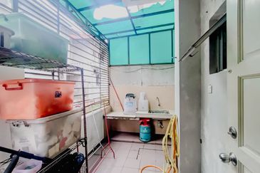 Seksyen 11, Kota Damansara