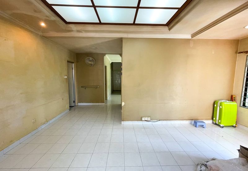 Bandar Tun Hussein Onn