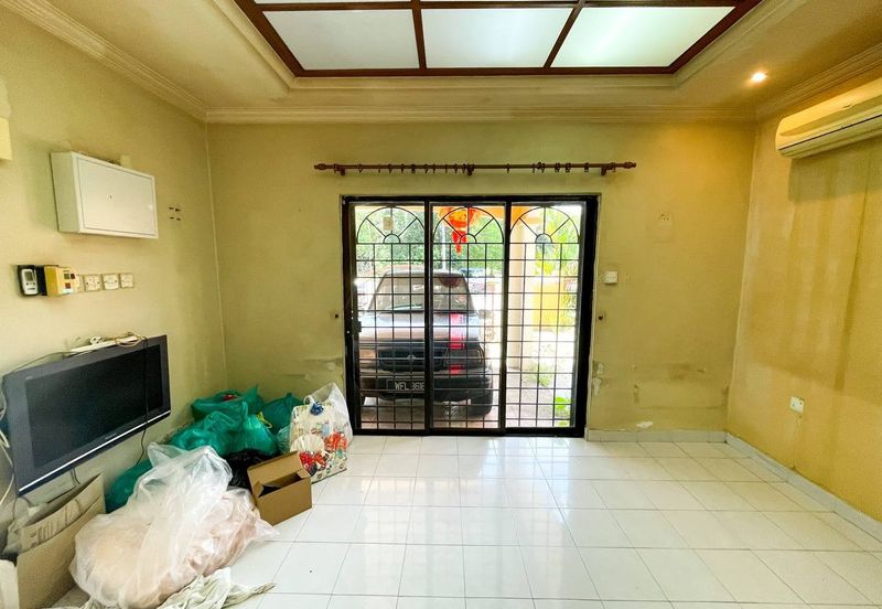 Bandar Tun Hussein Onn