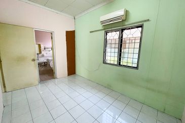 Bandar Tun Hussein Onn