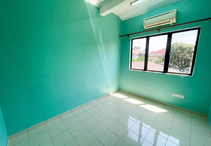 Bandar Tun Hussein Onn