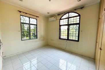 Bandar Tun Hussein Onn