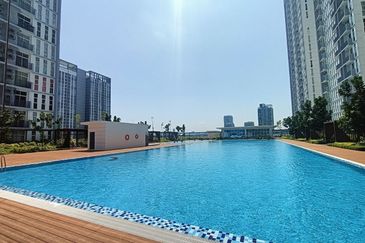 LakeFront Residence Cyberjaya