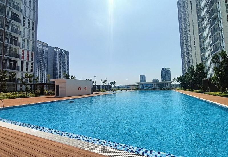 LakeFront Residence Cyberjaya