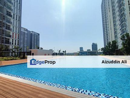 Brand New Lakefront Home Cyberjaya Facing Swiming Pool, Selangor, Cyberjaya