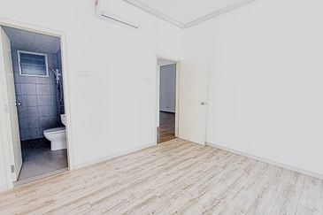 LakeFront Residence Cyberjaya