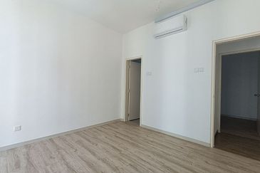 LakeFront Residence Cyberjaya