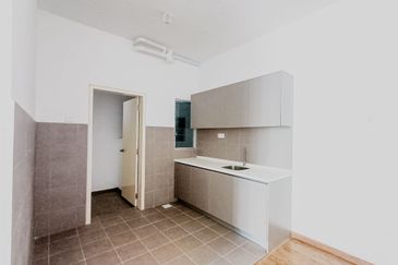 LakeFront Residence Cyberjaya