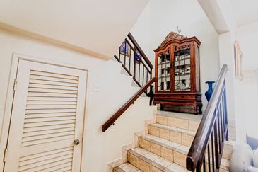 Double Storey Jalan Serambi, Bukit Jelutong, Shah Alam Extended Back