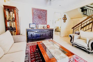 Double Storey Jalan Serambi, Bukit Jelutong, Shah Alam Extended Back