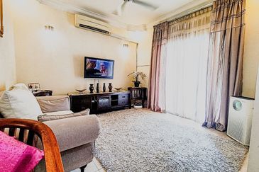 Double Storey Jalan Serambi, Bukit Jelutong, Shah Alam Extended Back