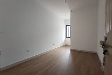 Elmina Green Three @ City of Elmina