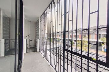 Elmina Green Three @ City of Elmina