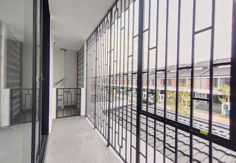 Elmina Green Three @ City of Elmina