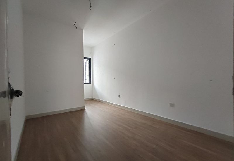 Elmina Green Three @ City of Elmina