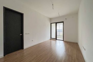 Double Storey Superlink Terrace LAGENDA GARDENS, JALAN TERATAK, BUKIT JELUTONG 