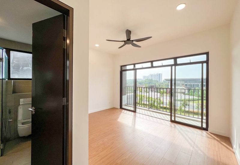 3 Storey Terrace @ The Mulia Residence, Cyberjaya -Facing Open/Clubhouse