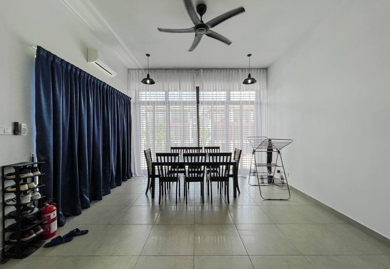 3 Storey Terrace House  THE MULIA RESIDENCES, CYBERJAYA  