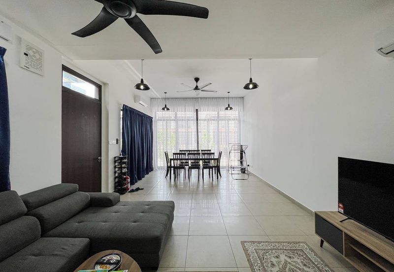 3 Storey Terrace House  THE MULIA RESIDENCES, CYBERJAYA  