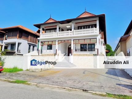 2.5 Storey Bungalow @ The Enclave, Bukit Jelutong Shah Alam., Selangor, Shah Alam