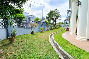Double  Storey  Bungalow Jalan Pekaka  Seksyen 8 Kota Damansara