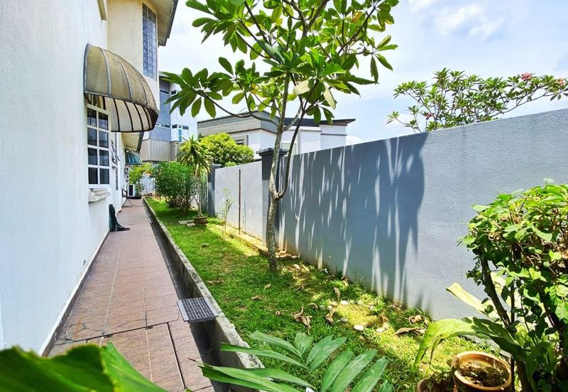 Double  Storey  Bungalow Jalan Pekaka  Seksyen 8 Kota Damansara