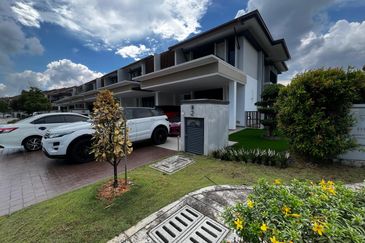 Isle of Botanica, Setia Eco Glades