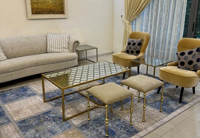 Summerglades, Perdana Lakeview West