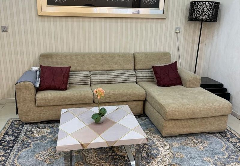 Summerglades, Perdana Lakeview West