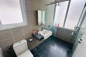 Clover Garden Residences