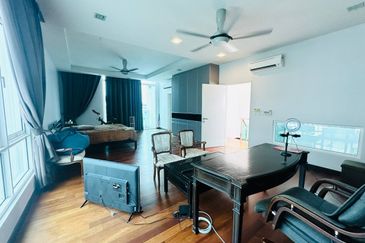 Clover Garden Residences