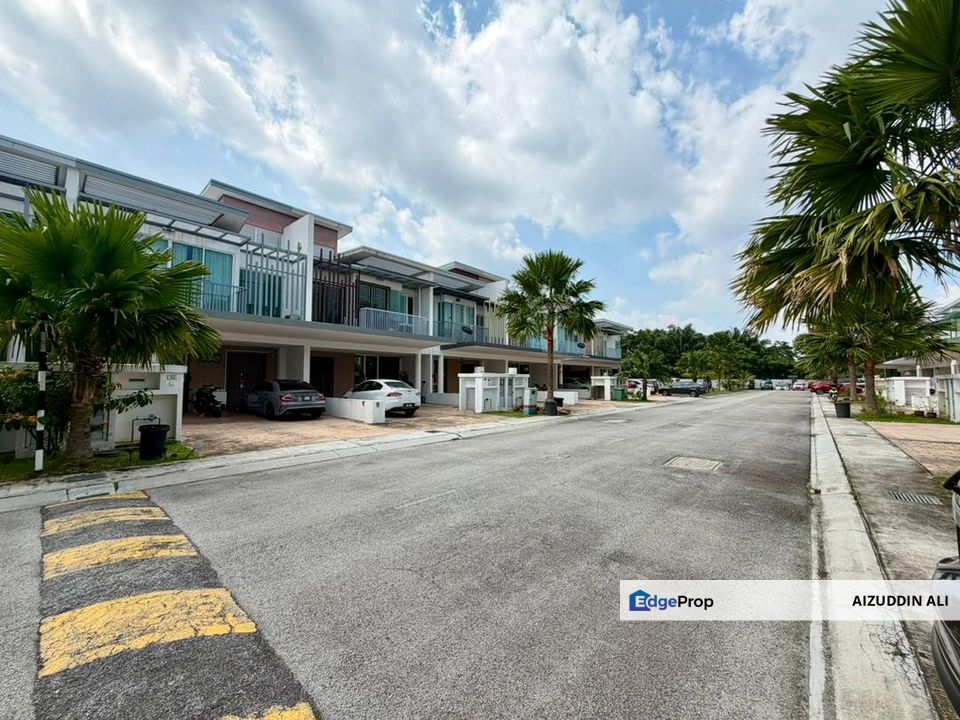ENDLOT Double Storey House Cassia Garden Residence Cyberjaya Selangor, Selangor, Cyberjaya