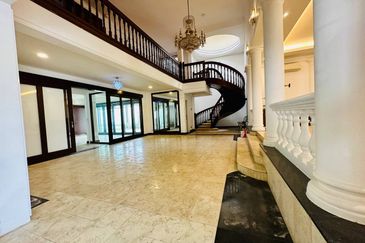 [ Huge , Prime Area]BUNGALOW 2 Storey@  BUKIT TUNKU KENNY HILLS, KUALA LUMPUR