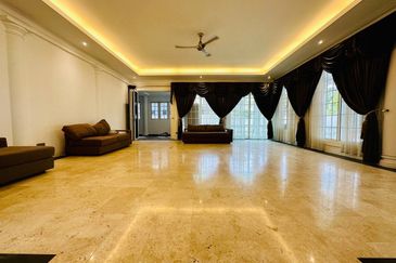 [ Huge , Prime Area]BUNGALOW 2 Storey@  BUKIT TUNKU KENNY HILLS, KUALA LUMPUR