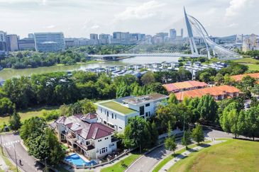 LUXURY BUNGALOW @ PRECINT 8, PUTRAJAYA