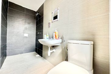 Jalan Bandar Putra Permai 4/2