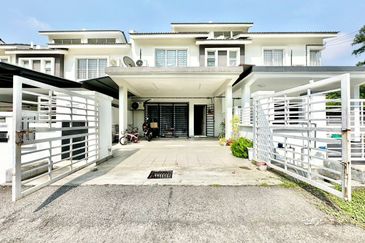 Jalan Bandar Putra Permai 4/2