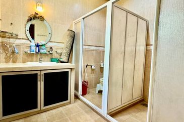 Double  Storey Bungalow, Bidai Residence, Bukit Jelutong, Shah Alam