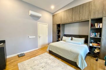 Symphony Hills Mozart