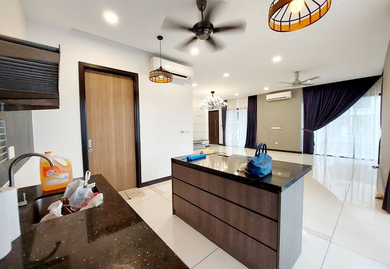 Tiana Elmina Gardens