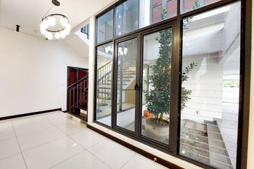 Tiana Elmina Gardens