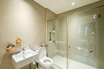 Mirage By The Lake @ Perdana Lakeview West