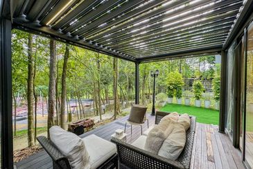 Mirage By The Lake @ Perdana Lakeview West