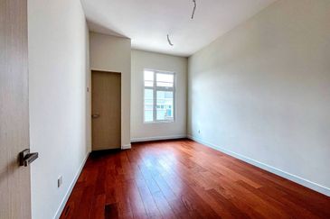 Double Storey Corner Lot Terrace Murraya Presint 12 Putrajaya 