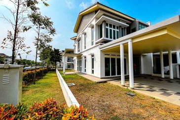 Double Storey Corner Lot Terrace Murraya Presint 12 Putrajaya 