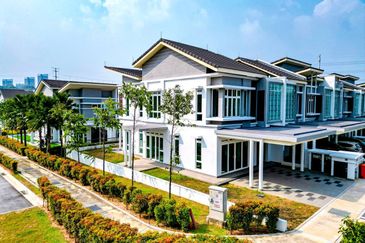 Double Storey Corner Lot Terrace Murraya Presint 12 Putrajaya 