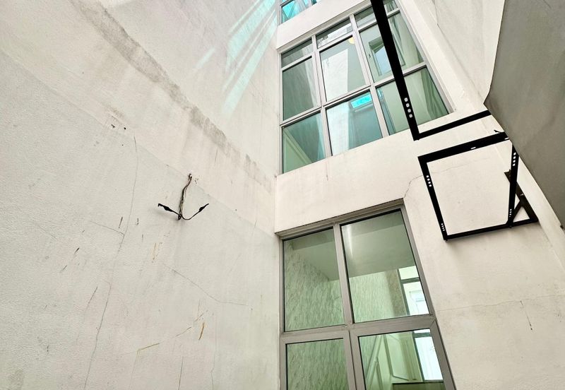 Symphony Hills Schubert