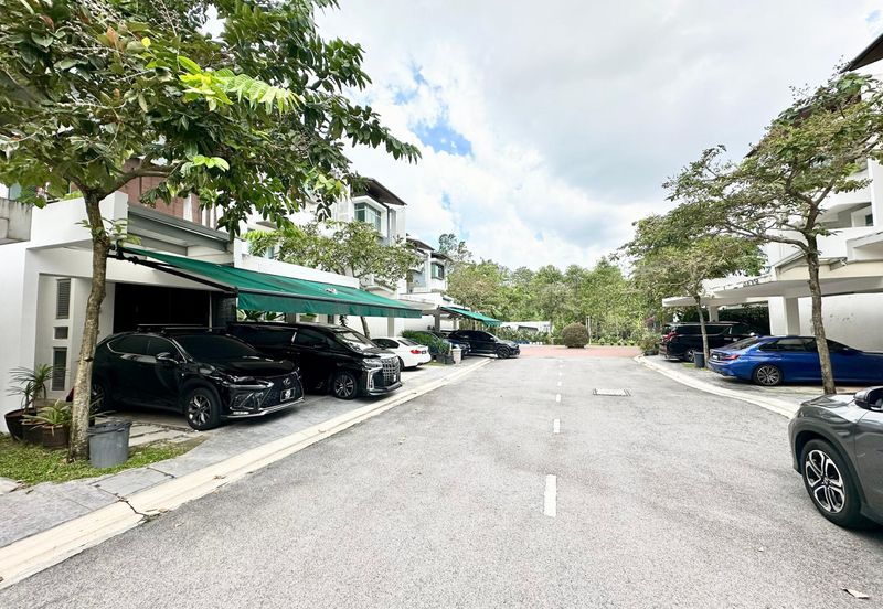 Symphony Hills Schubert