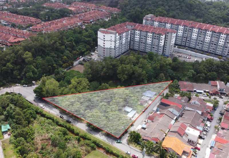 Bandar Tun Hussein Onn