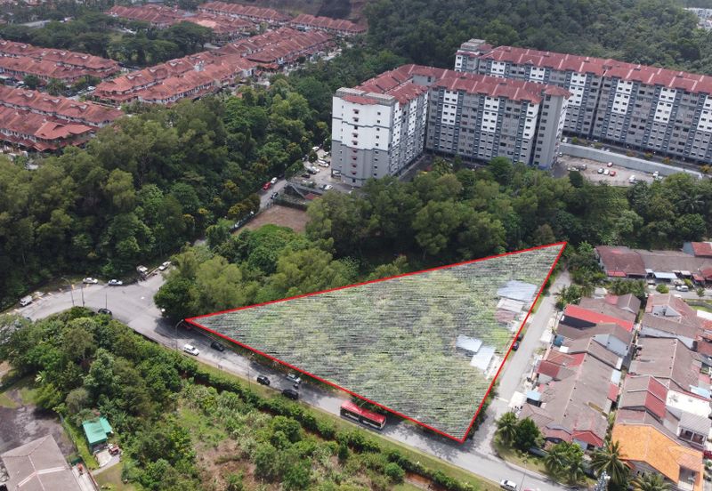 Bandar Tun Hussein Onn